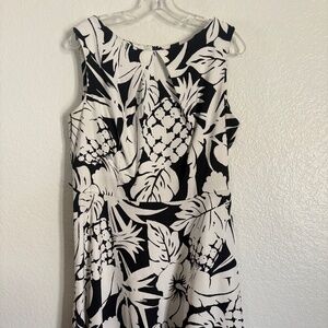 Classic Aline white and black